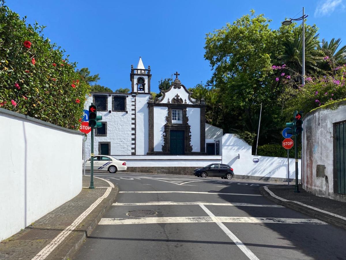 Central House Al Ponta Delgada  Exterior photo